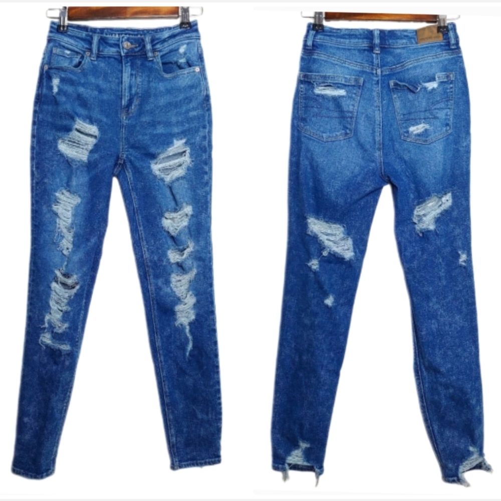 American Eagle Women's Distressed Skinny Ripped Blue Mom Jeans Size 2